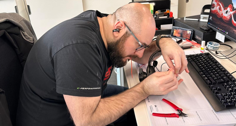 Problems with your SENA system? <strong> Bruno can help you.</strong>