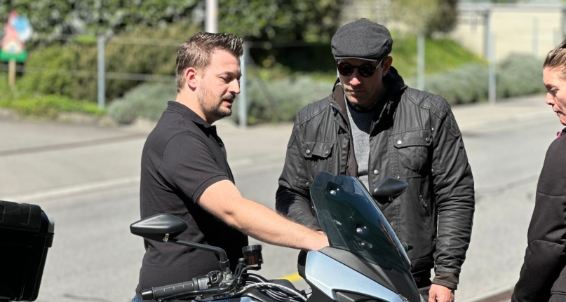 Du suchst kompetente Beratung rund ums Motorrad? <strong>Marco hilft dir gerne weiter.</strong>