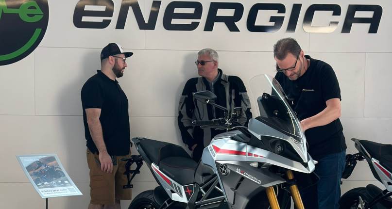 Interesse an einem E-Motorrad? <strong> Adi ist dein Experte – seit über 10 Jahren. </strong>